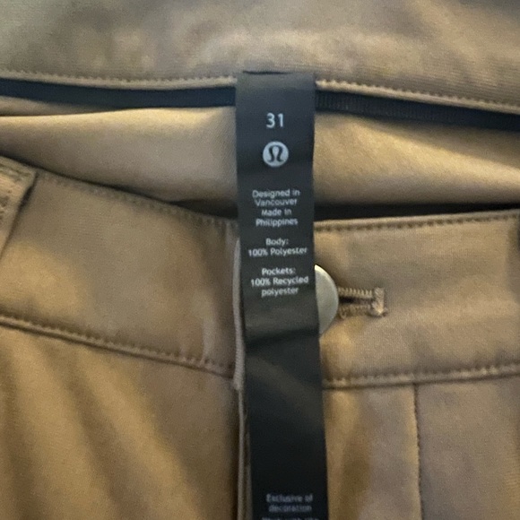 Lululemon ABC Relaxed Fit - Picture 3 of 3